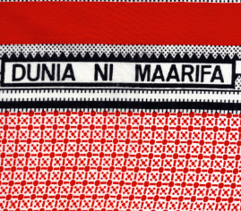 Détail d’un tissu kanga. Kenya.Peuple Maasaï © Collection Anne Grosfilley