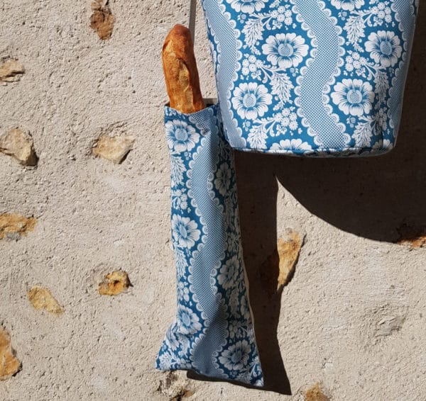 SAC A BAGUETTE "FLEURS STYLISéES"