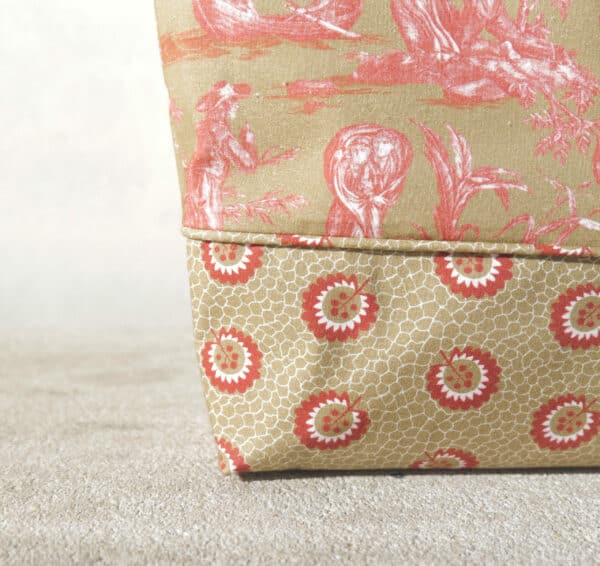 TROUSSE TOILETTE ETOFFES ET LITTERATURE – Image 4