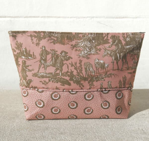 TROUSSE TOILETTE ETOFFES ET LITTERATURE – Image 5