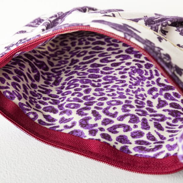 TROUSSE A STYLOS ETOFFES ET LITTERATURE – Image 2