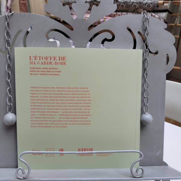 CATALOGUE EXPO "L'ÉTOFFE DE MA GARDE-ROBE" – Image 2
