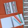 CARNET A SPIRALES CARRE RAYURES FLEURIES – Image 2