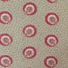 TISSU "SEMIS DE FLEURS SUR FOND D'ECAILLES" – Image 2