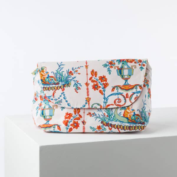 TROUSSE DE TOILETTE" L'ENFANT AU DAUPHIN" PISTACHIO
