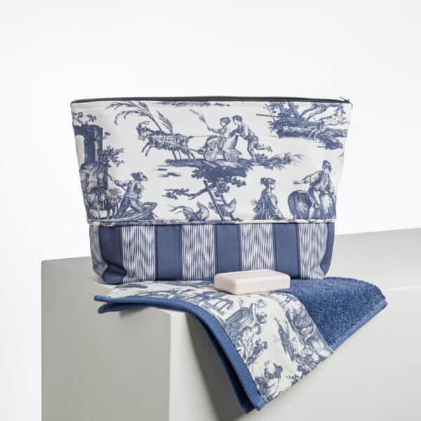 GRANDE TROUSSE DE TOILETTE "Les PLAISIRS DE LA CAMPAGNE" BLEU – Image 2