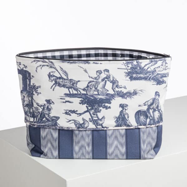 GRANDE TROUSSE DE TOILETTE "Les PLAISIRS DE LA CAMPAGNE" BLEU