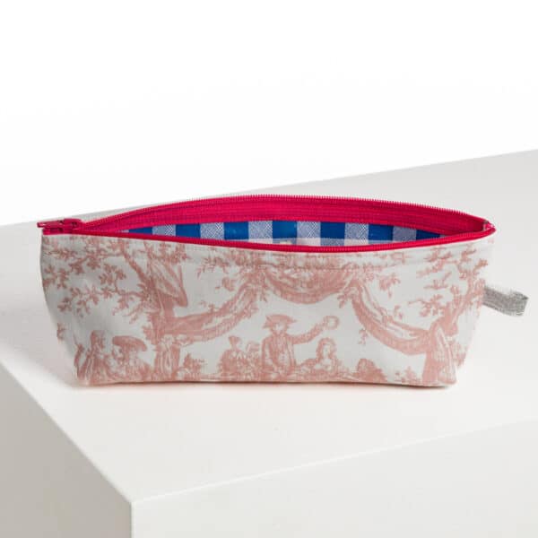 TROUSSE STYLOS "COURONNEMENT DE LA ROSIERE" ROSE POUDRE – Image 2