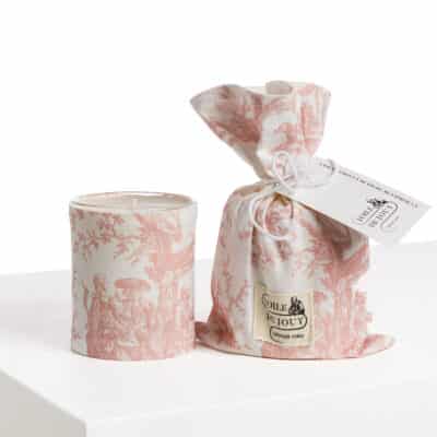 BOUGIE ET SON POCHON "COURONNEMENT DE LA ROSIERE" ROSE POUDRE