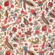 Un motif floral coloré et complexe inspiré par le Musée de la Toile de Jouy, avec des oiseaux, des feuilles et des fleurs en rouge, bleu, vert et jaune sur un fond crème pour un design botanique vibrant. - Musée de la Toile de Jouy