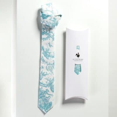 CRAVATE "COURONNEMENT DE LA ROSIERE" BLEU LAGON